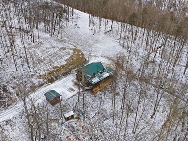 1680 Lower Hatcher Creek Road, Stanton, KY 40380