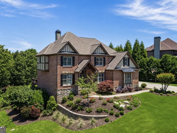 4526 Meadowland Way, Flowery Branch, GA 30542