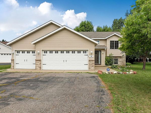 105 Iris Lane NE, Saint Joseph, MN 56374