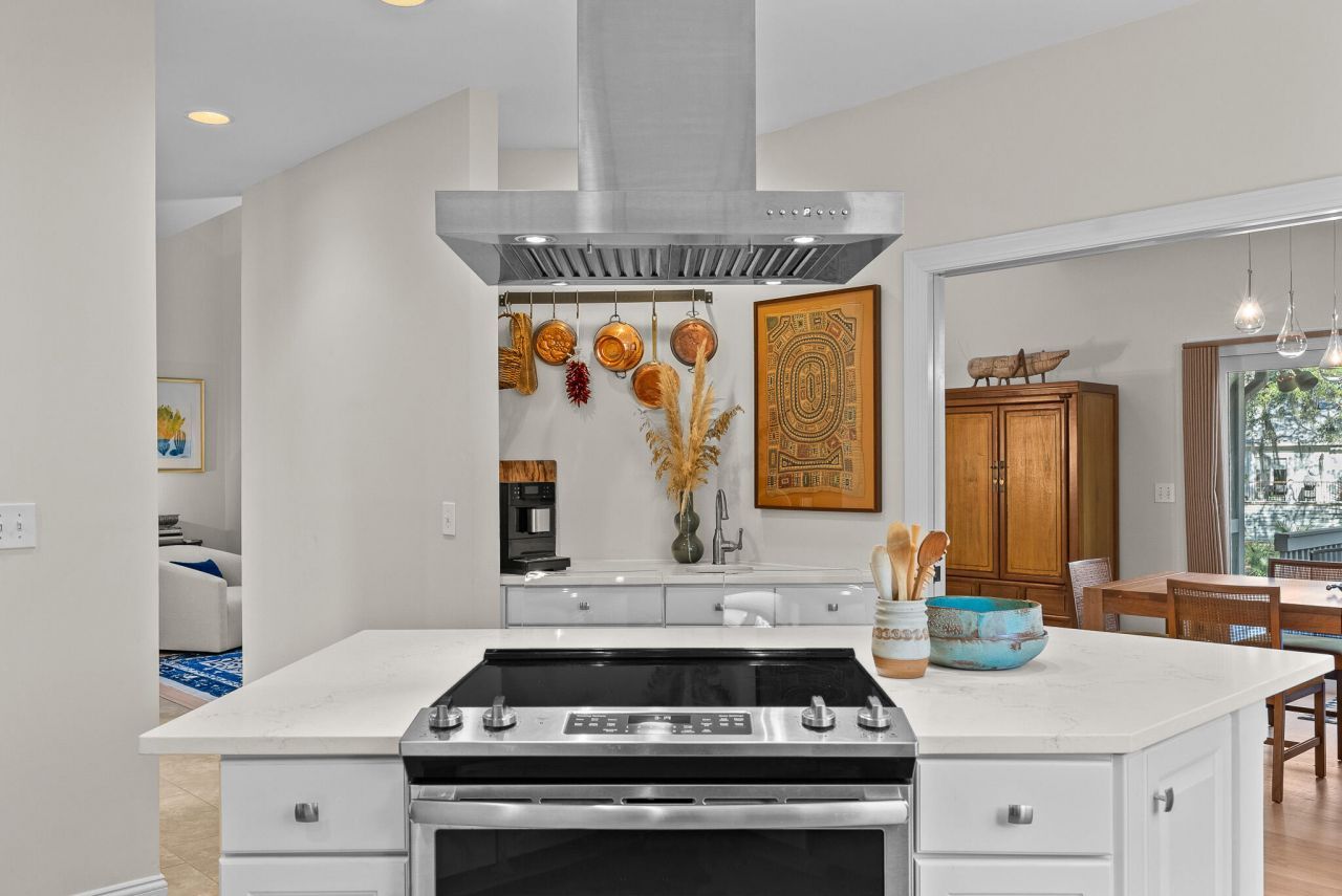 2730 Old Oak Walk Photo 12