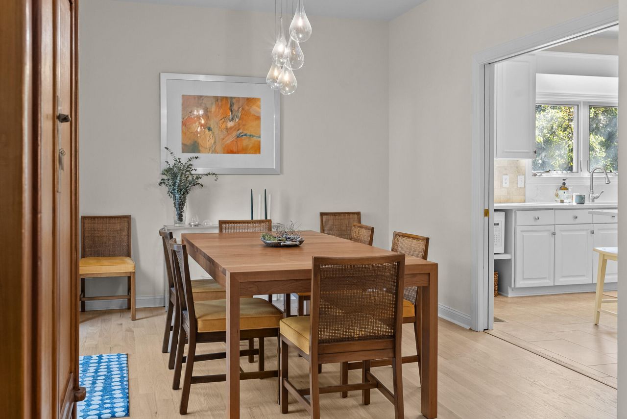 2730 Old Oak Walk Photo 15