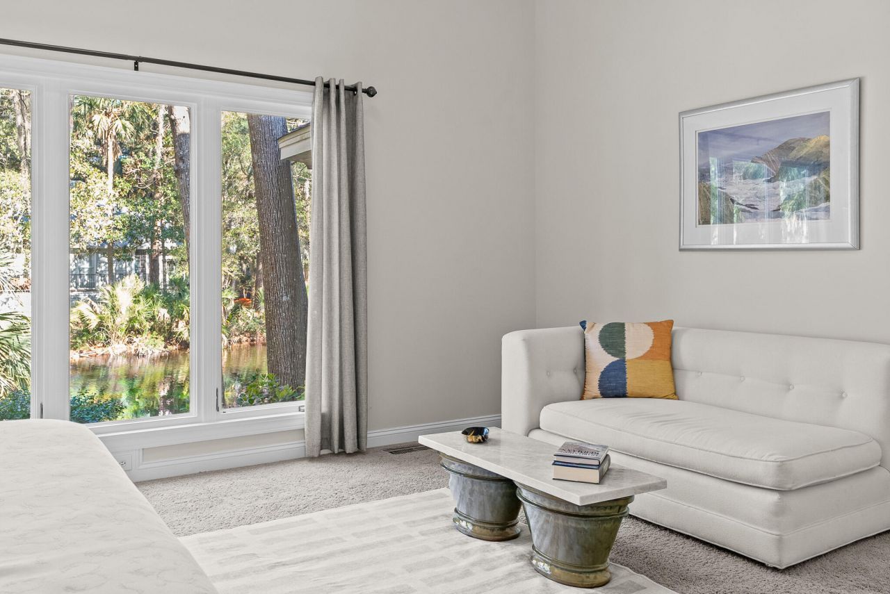 2730 Old Oak Walk Photo 17