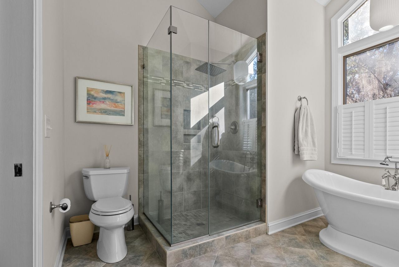 2730 Old Oak Walk Photo 18