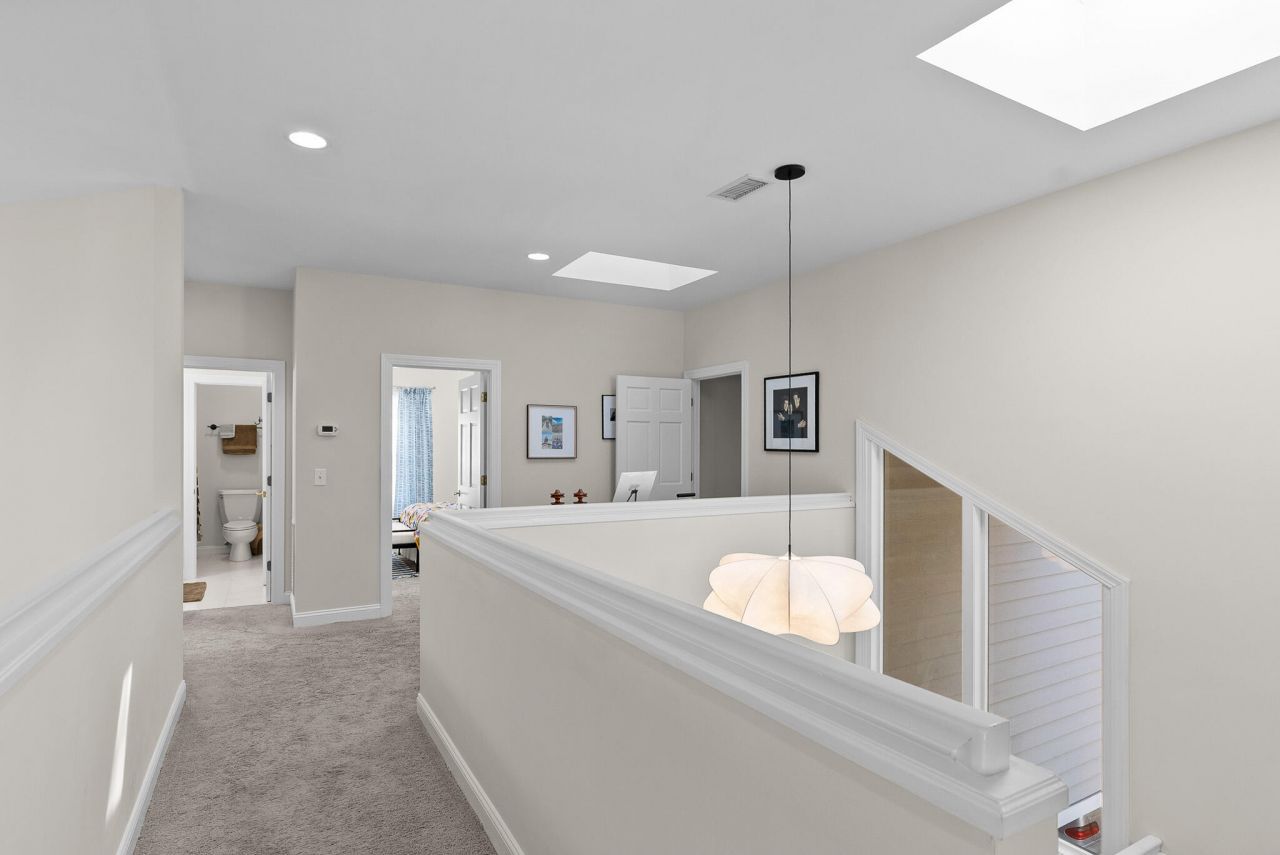 2730 Old Oak Walk Photo 19