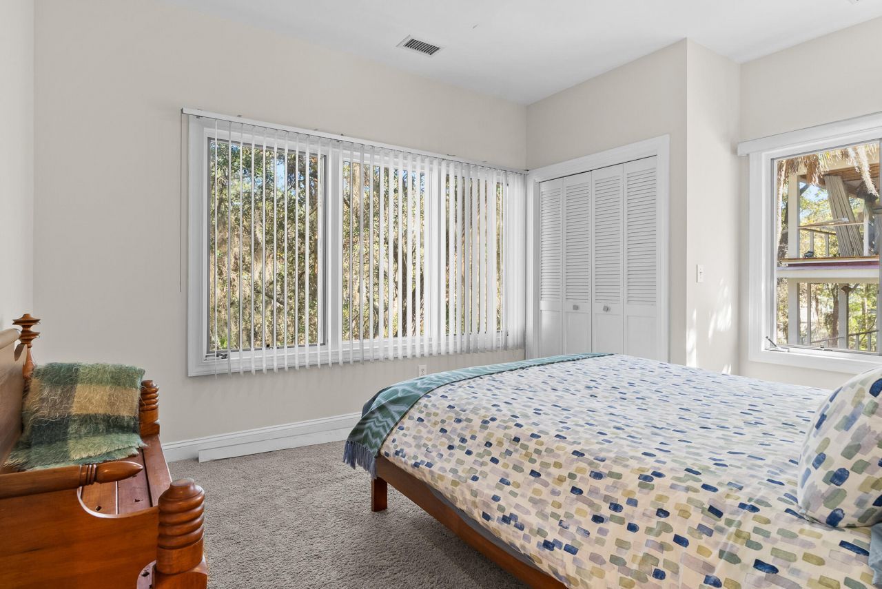 2730 Old Oak Walk Photo 20