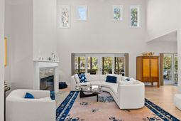 2730 Old Oak Walk photo 4