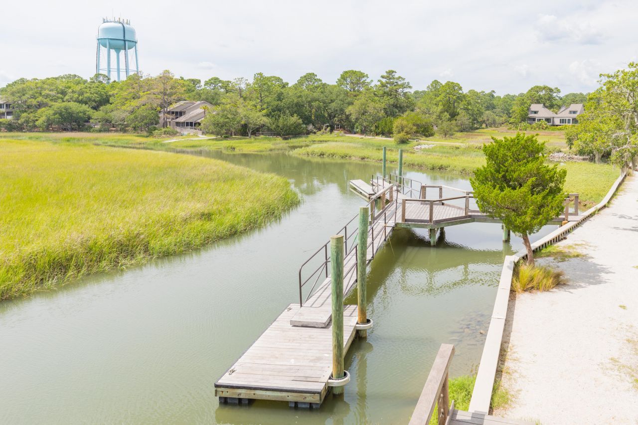 2730 Old Oak Walk Photo 52