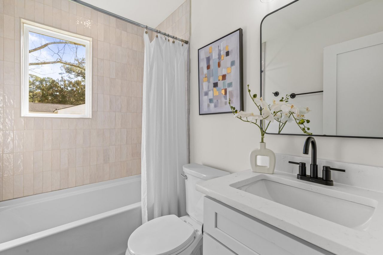 1655 Brownswood Road Photo 18