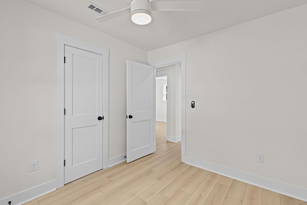 1655 Brownswood Road Photo 20