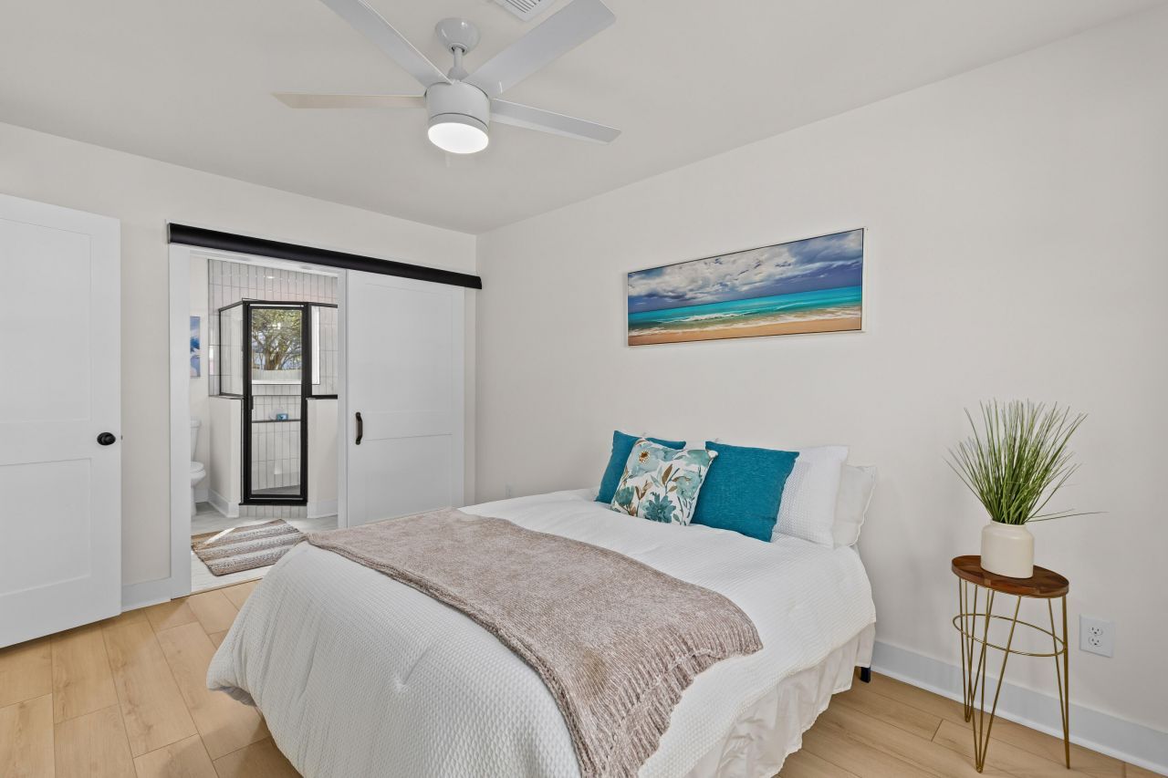 1655 Brownswood Road Photo 9