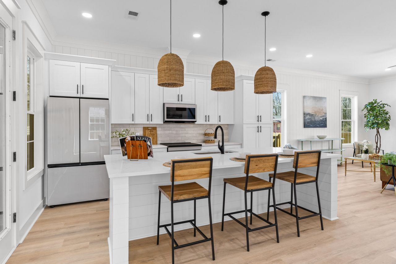 1992 Forest Avenue Photo 10