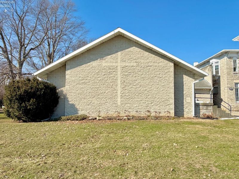 400 Southwest Street, Bellevue, OH 44811 Photo 13