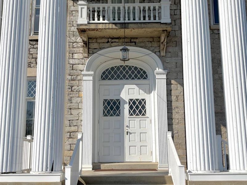 400 Southwest Street, Bellevue, OH 44811 Photo 9