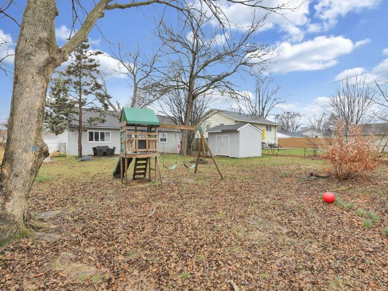 394 Banbury Drive , Columbus, OH 43230 Photo 24