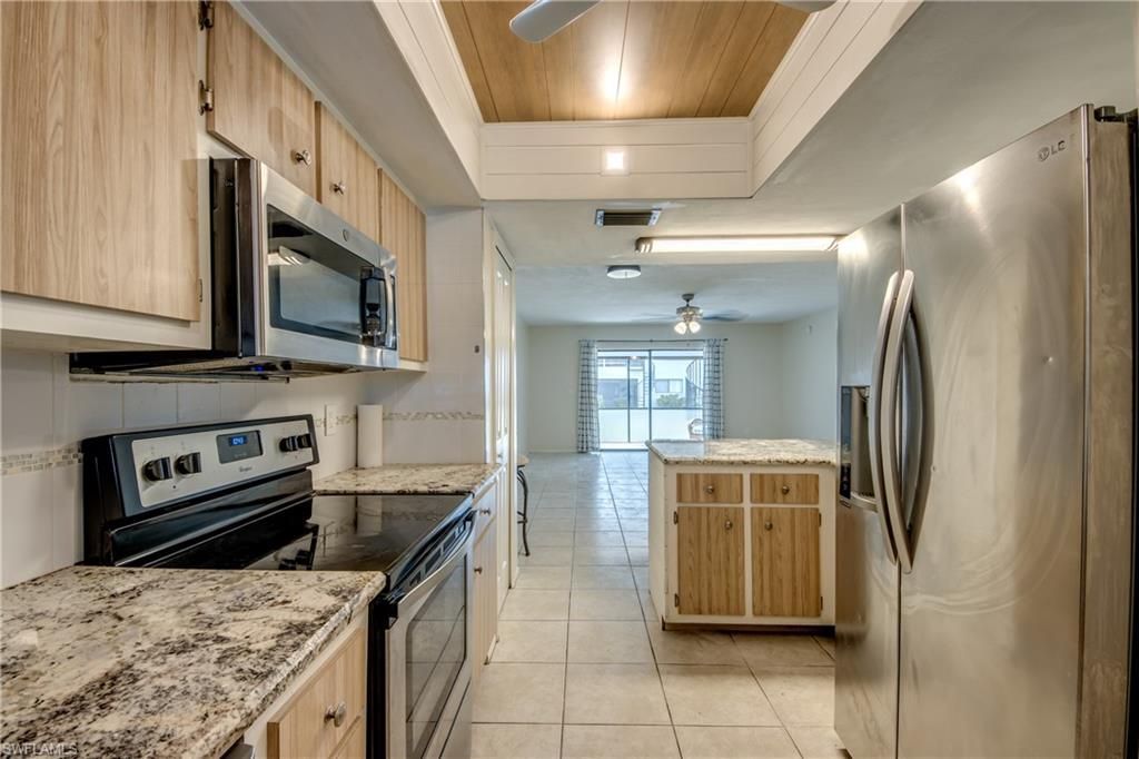 1202 Cape Coral Pkwy W, Unit 107, Cape Coral, FL 33914 Photo