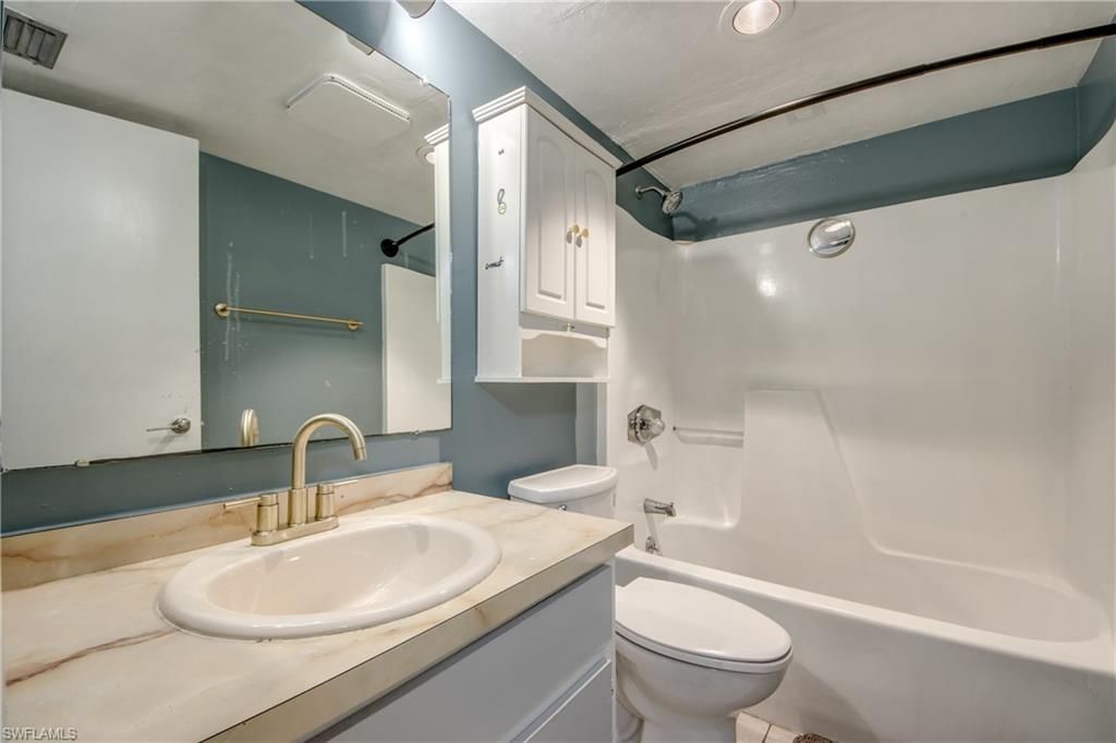 1202 Cape Coral Pkwy W, Unit 107, Cape Coral, FL 33914 Photo