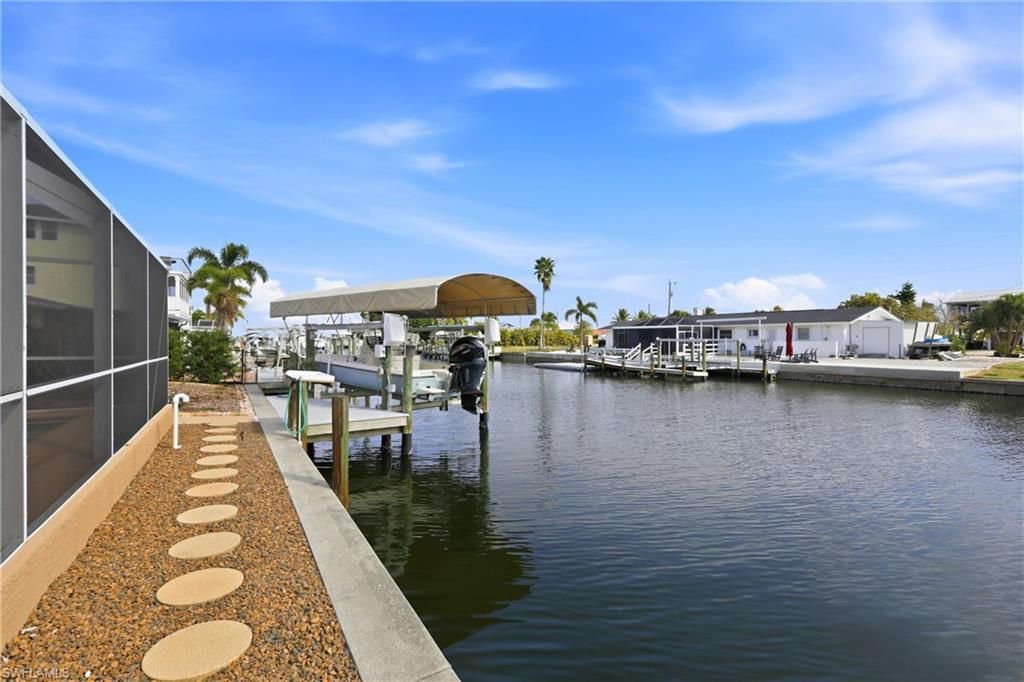 2859 Cheryl St, Matlacha, FL 33993 Photo