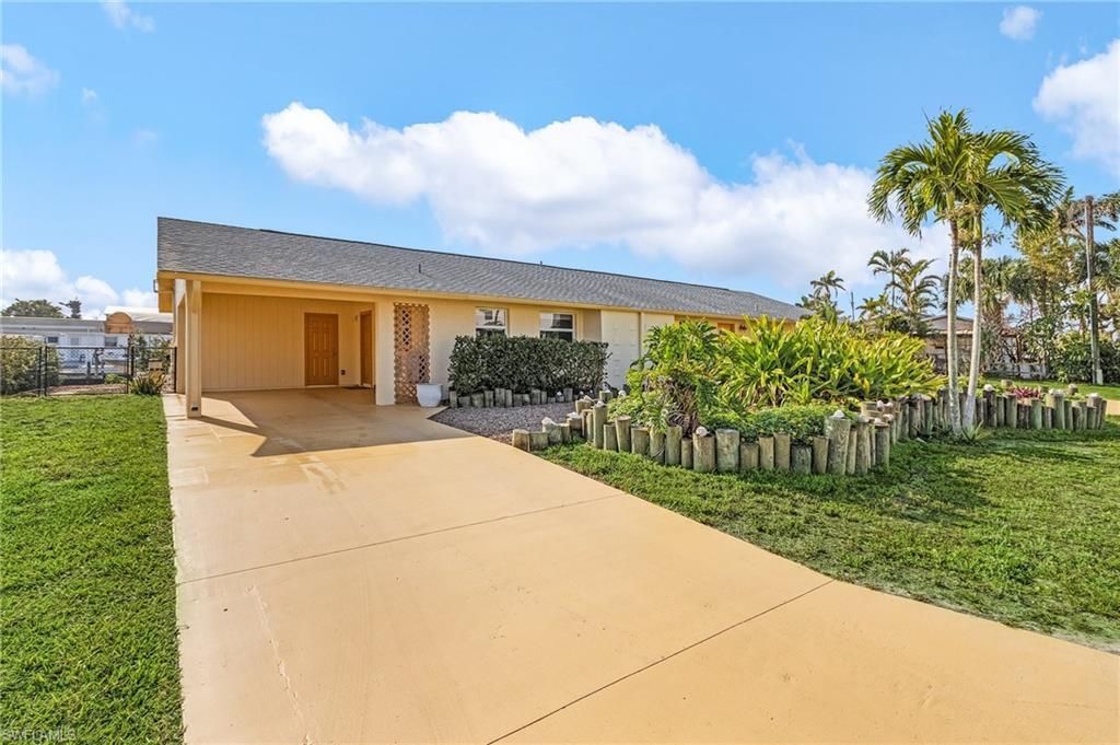 2859 Cheryl St, Matlacha, FL 33993 Photo