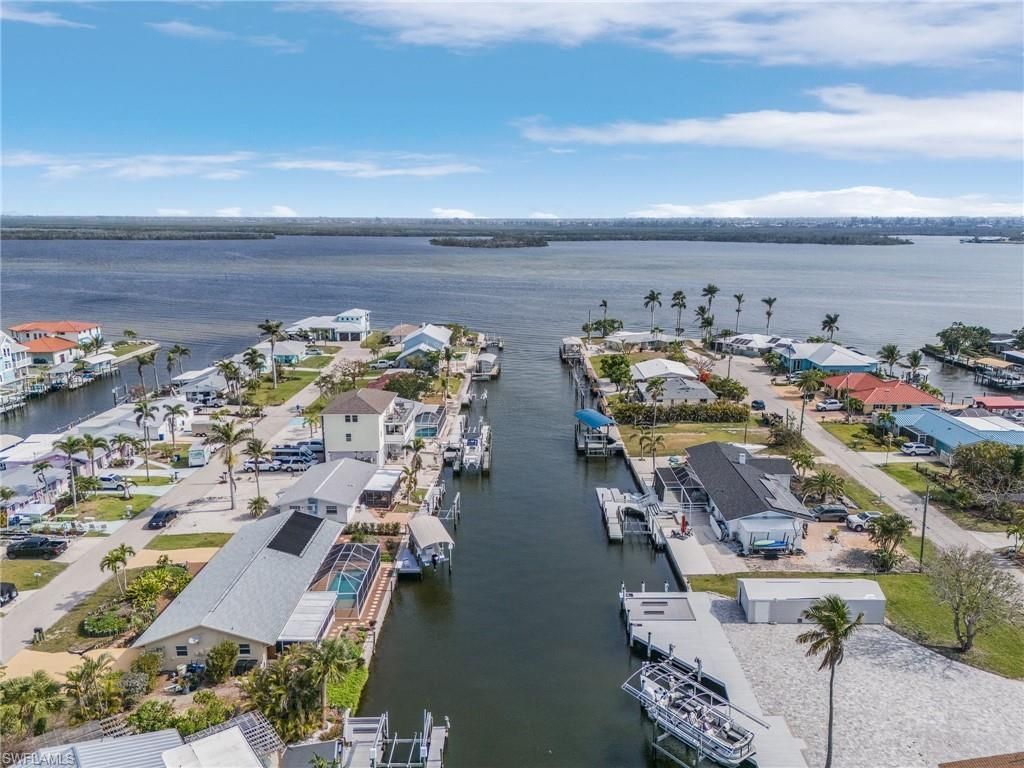 2859 Cheryl St, Matlacha, FL 33993 Photo