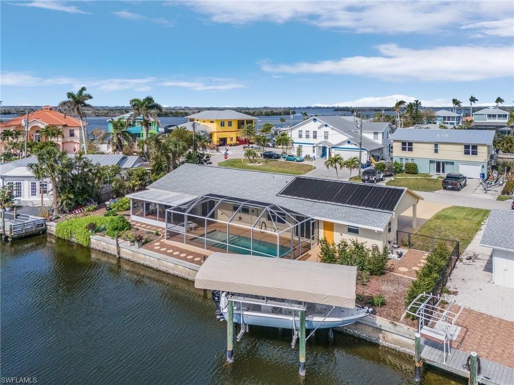 2859 Cheryl St, Matlacha, FL 33993 Photo