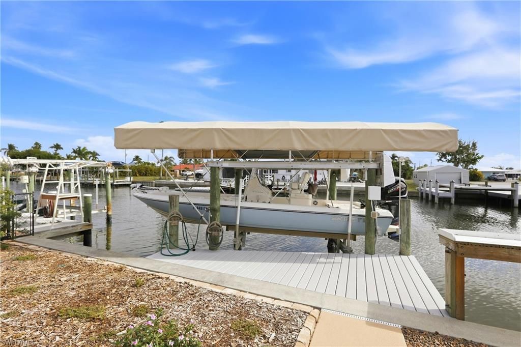 2859 Cheryl St, Matlacha, FL 33993 Photo