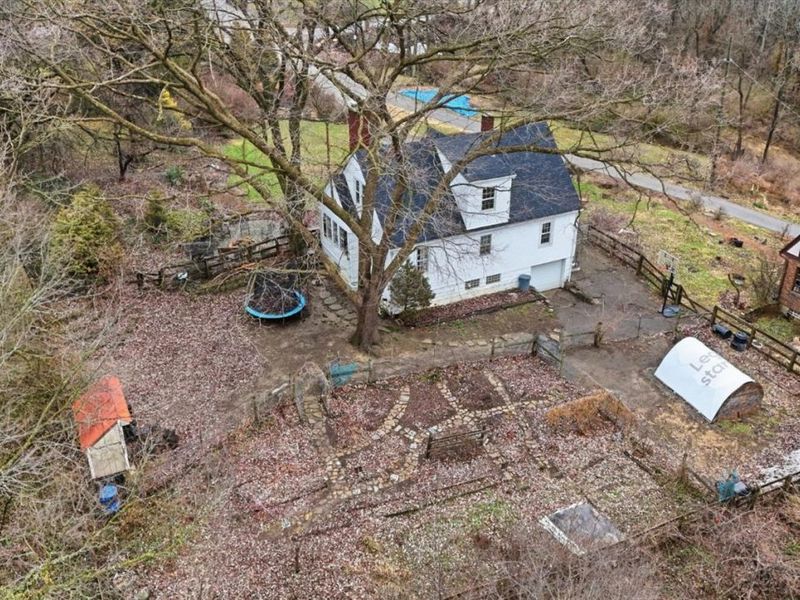 2495 Knorr Avenue, Cincinnati, OH 45214 Photo 2