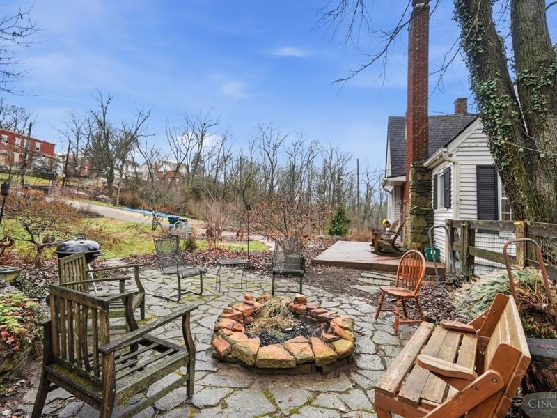 2495 Knorr Avenue, Cincinnati, OH 45214 Photo 5