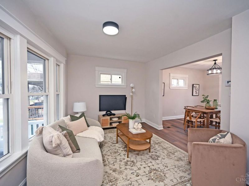 1933 Hewitt Avenue, Cincinnati, OH 45207 Photo 9