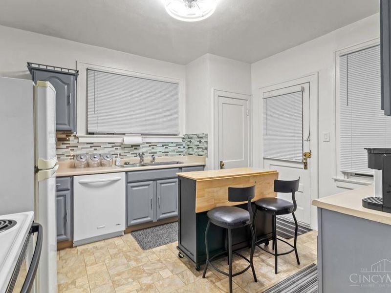 1435 Yarmouth Avenue, Cincinnati, OH 45237 Photo 5