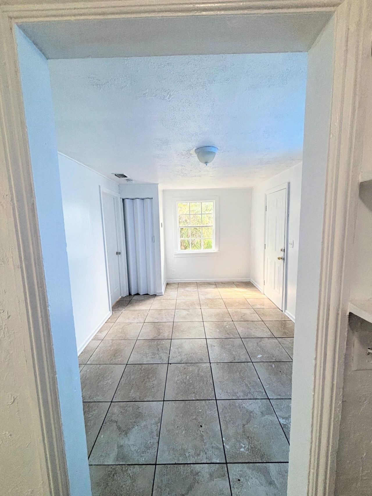 804 Ridgewood Drive, Unit 2, West Palm Beach, FL 33405 Photo