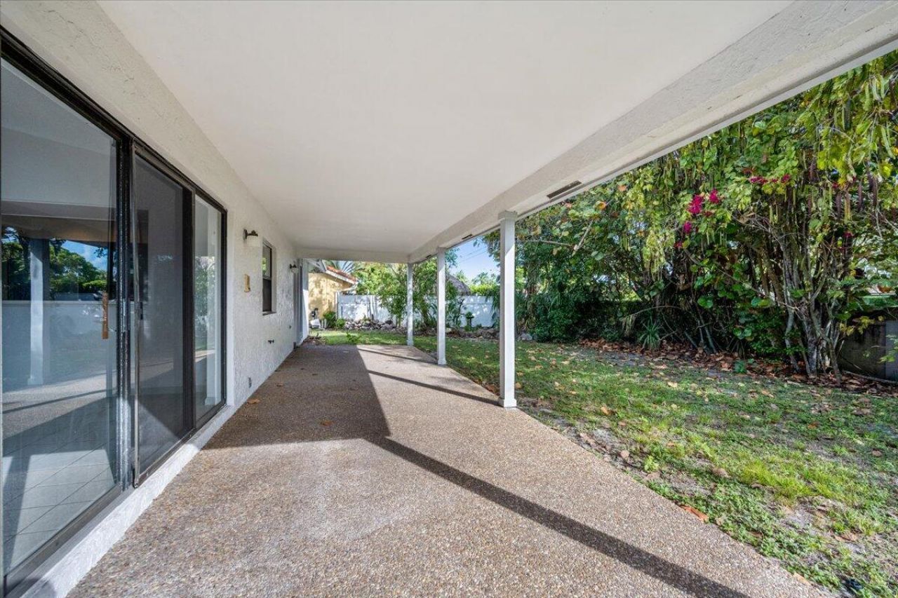 2216 Amesbury Court, Wellington, FL 33414 Photo