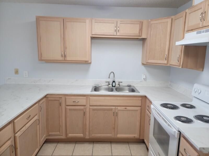 3304 Oleander Avenue, Fort Pierce, FL 34982 Photo