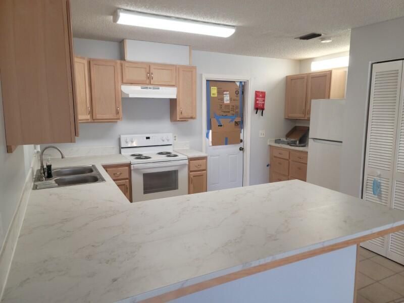 3304 Oleander Avenue, Fort Pierce, FL 34982 Photo