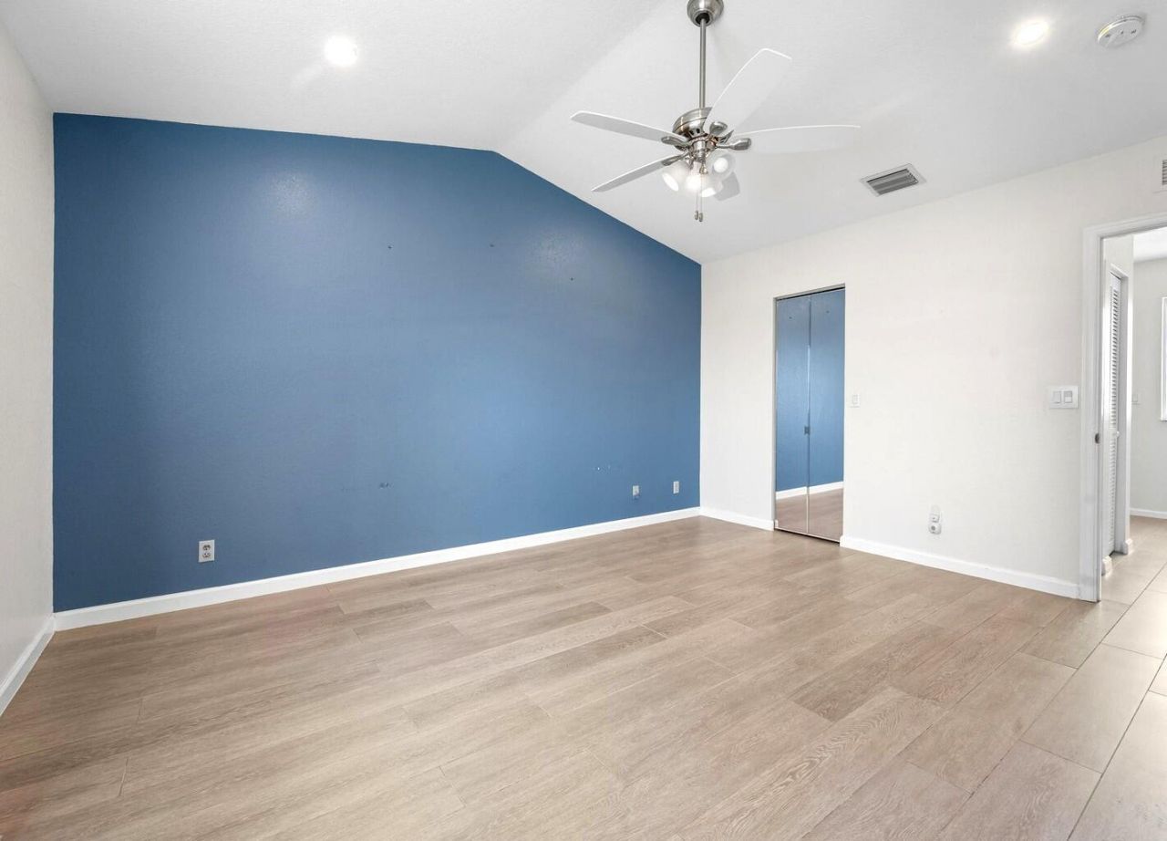 8018 Big Pine Way, Riviera Beach, FL 33407 Photo