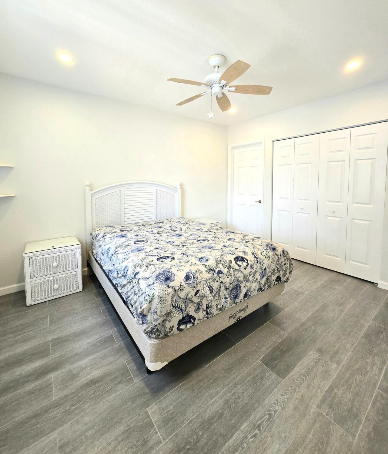 8018 Big Pine Way, Riviera Beach, FL 33407 Photo