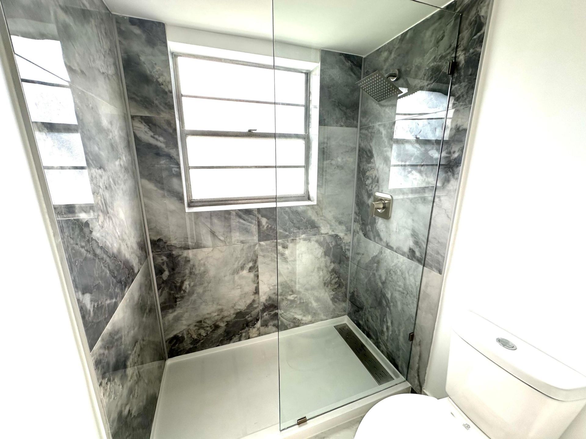 121 Sheffield F, West Palm Beach, FL 33417 Photo