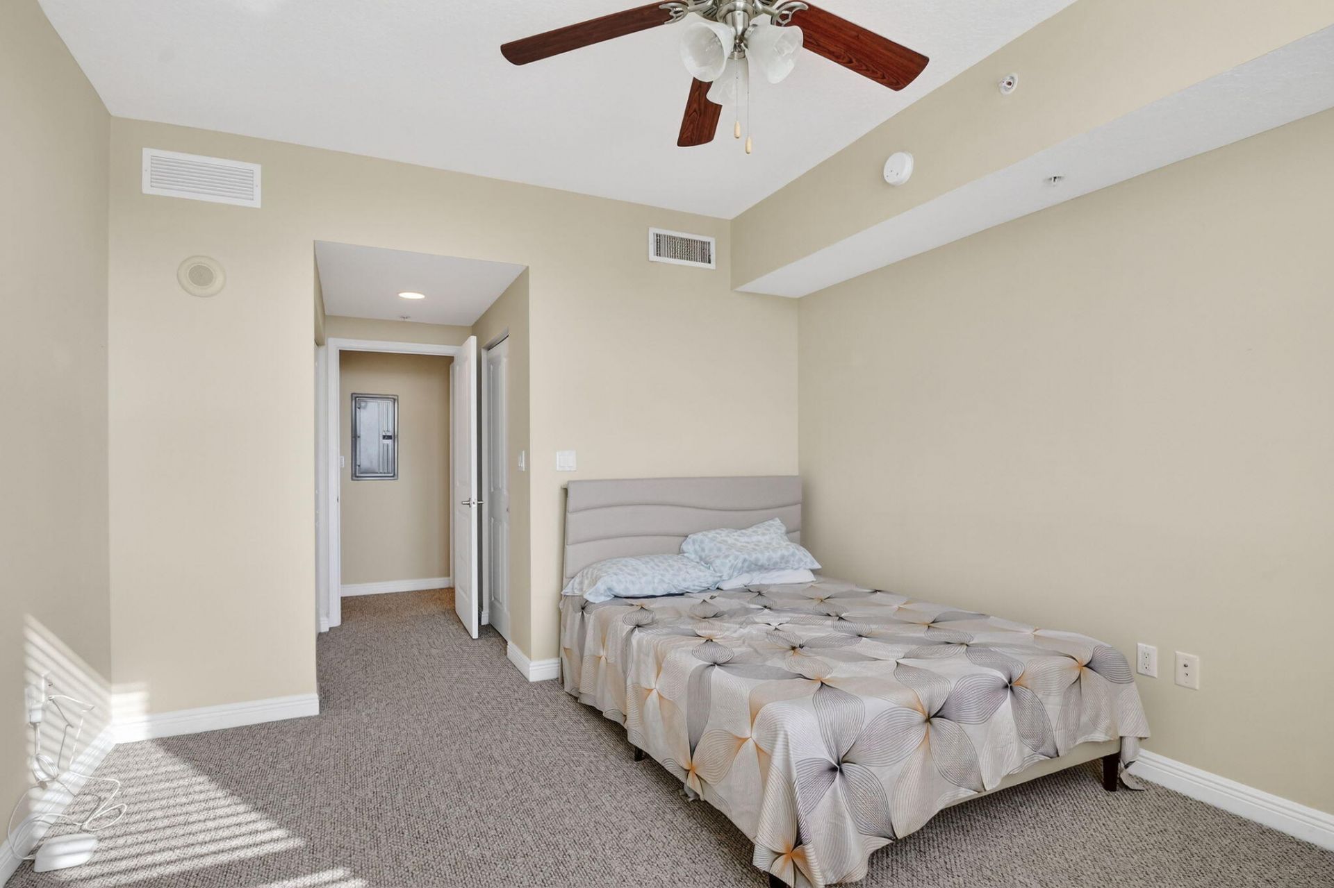 350 N Federal Highway, Unit 502, Boynton Beach, FL 33435 Photo