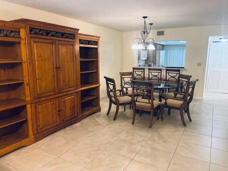 9440 Meadowood Drive, Unit 102, Fort Pierce, FL 34951 Photo