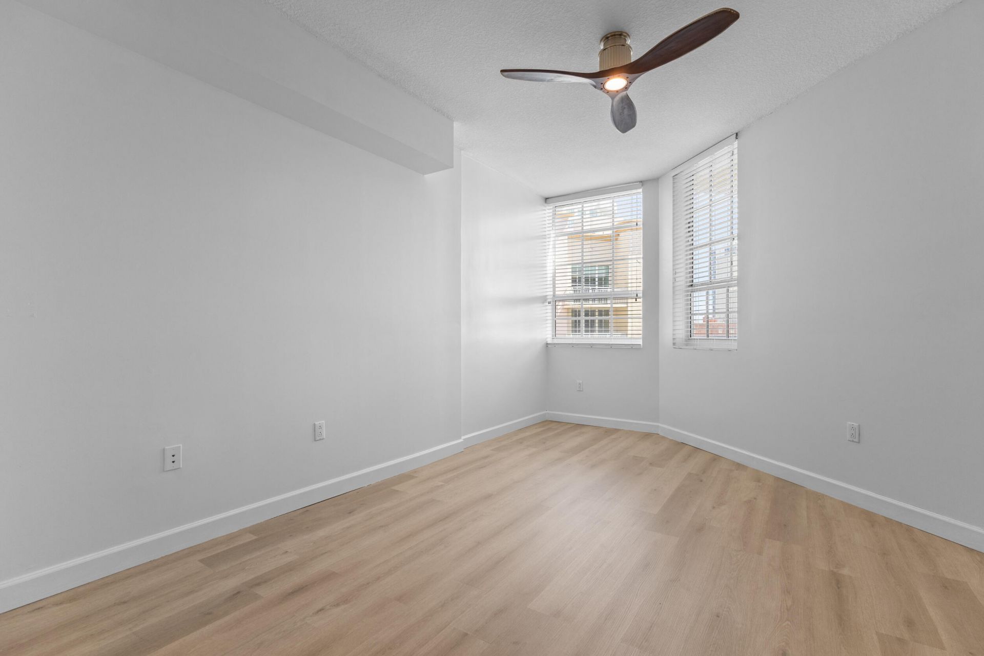 410 Evernia Street, Unit 717, West Palm Beach, FL 33401 Photo