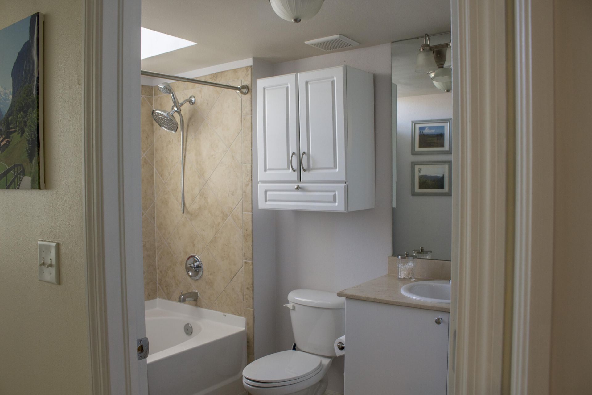 600 S Dixie Highway, Unit 817, West Palm Beach, FL 33401 Photo