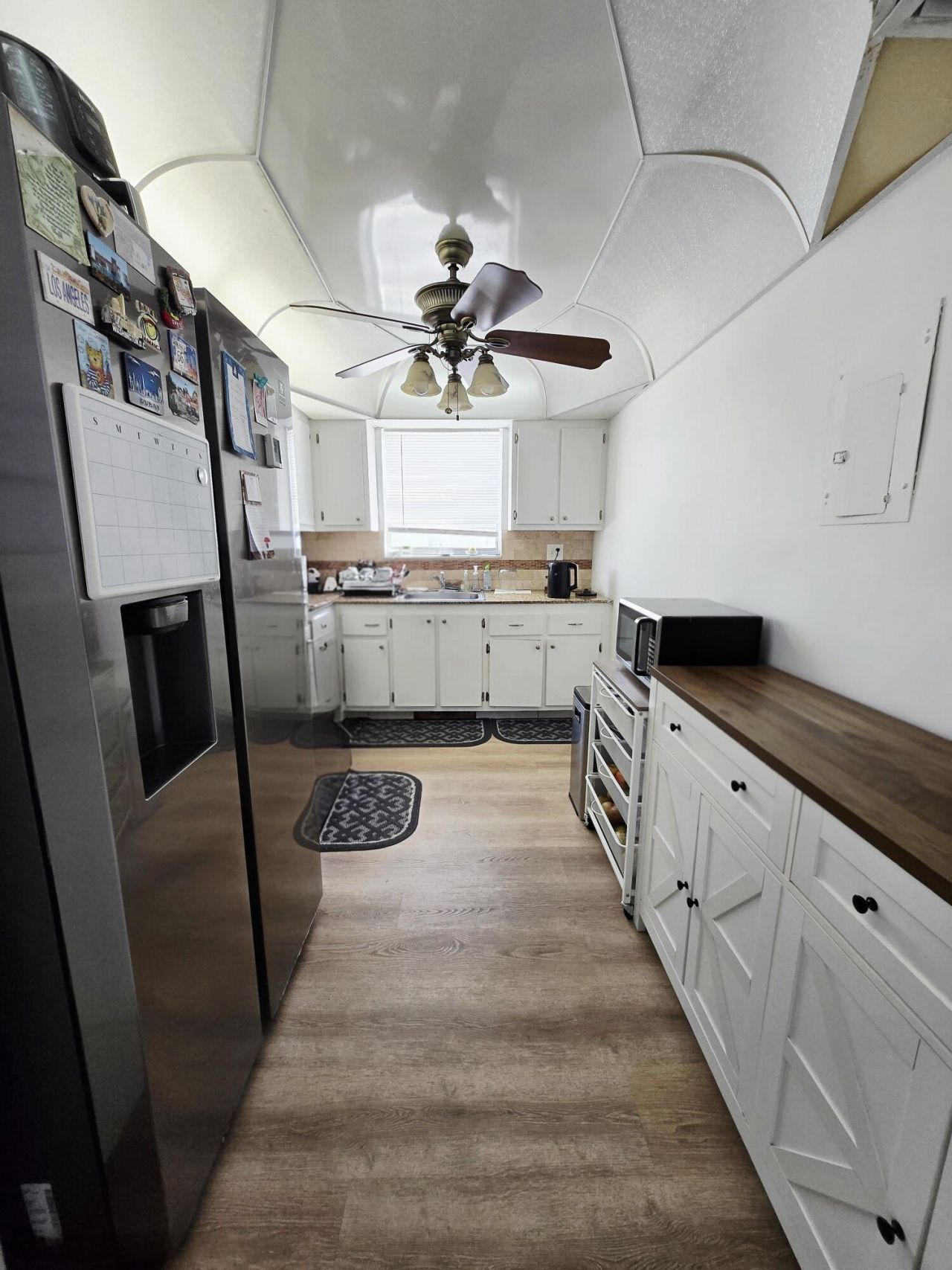 137 Golden Isles Drive, Unit 1202, Hallandale Beach, FL 33009 Photo