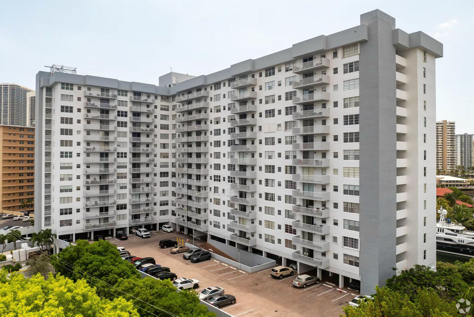 137 Golden Isles Drive, Unit 1202, Hallandale Beach, FL 33009 Photo