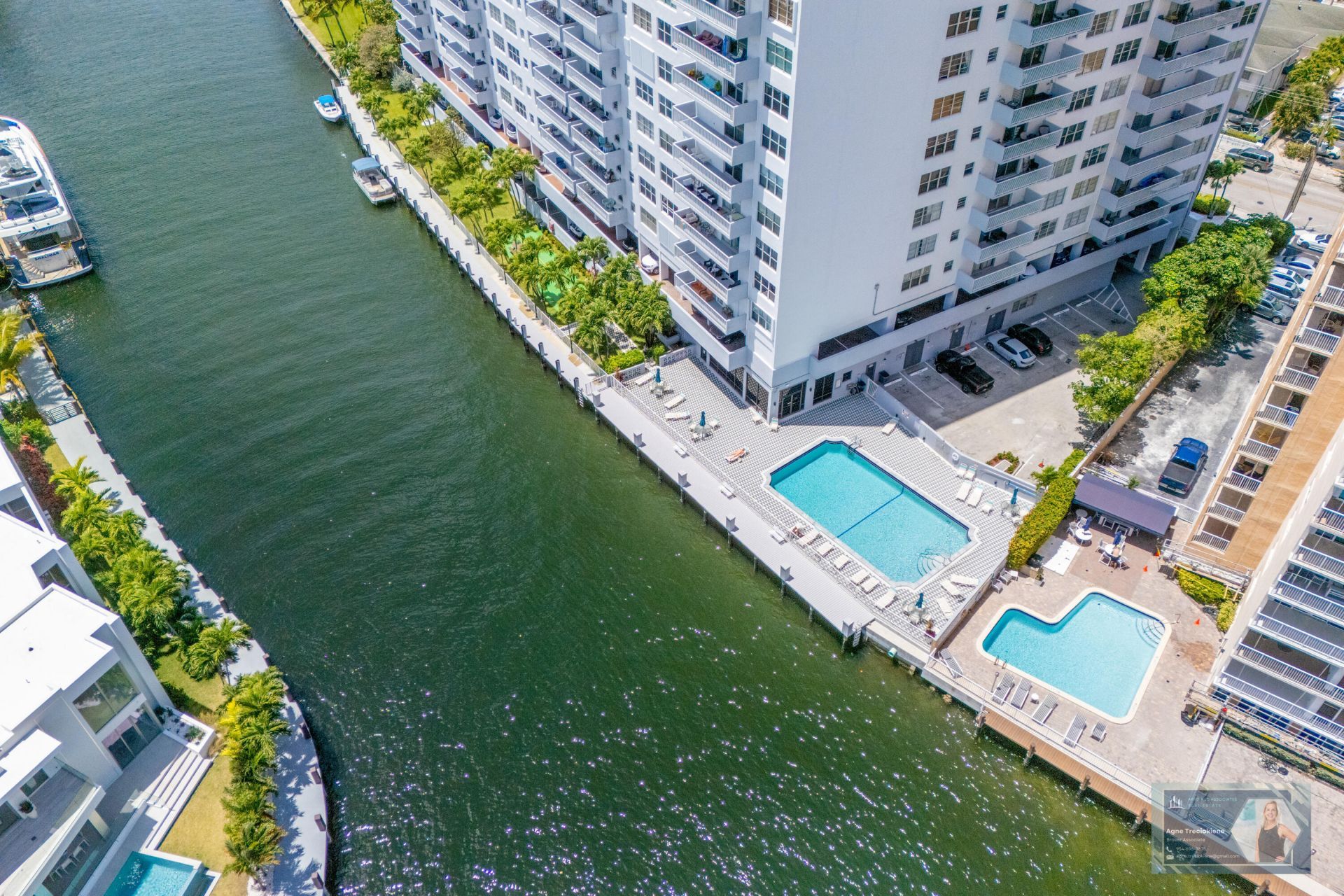 137 Golden Isles Drive, Unit 1202, Hallandale Beach, FL 33009 Photo