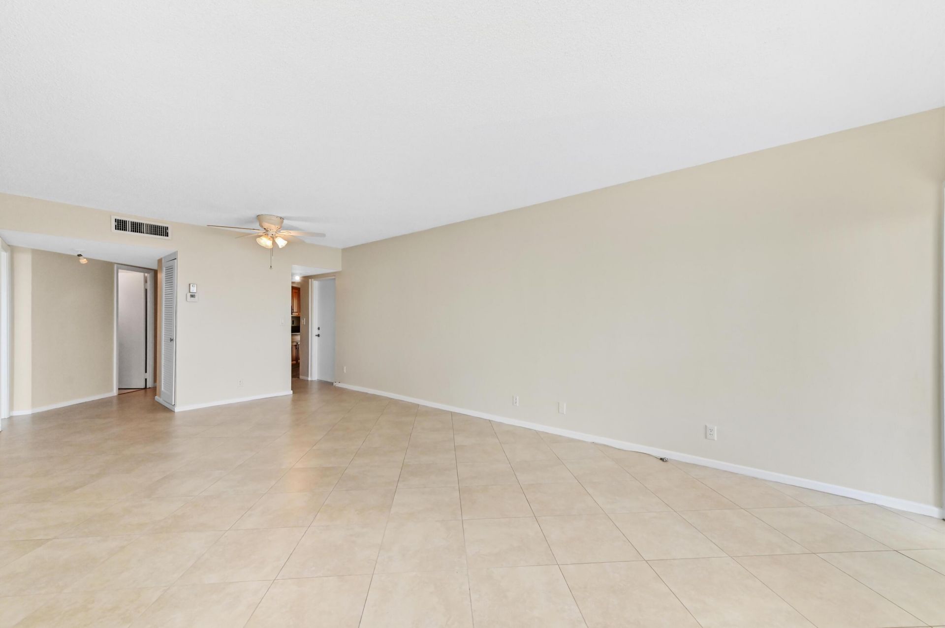 710 N Ocean Boulevard, Unit 710, Pompano Beach, FL 33062 Photo