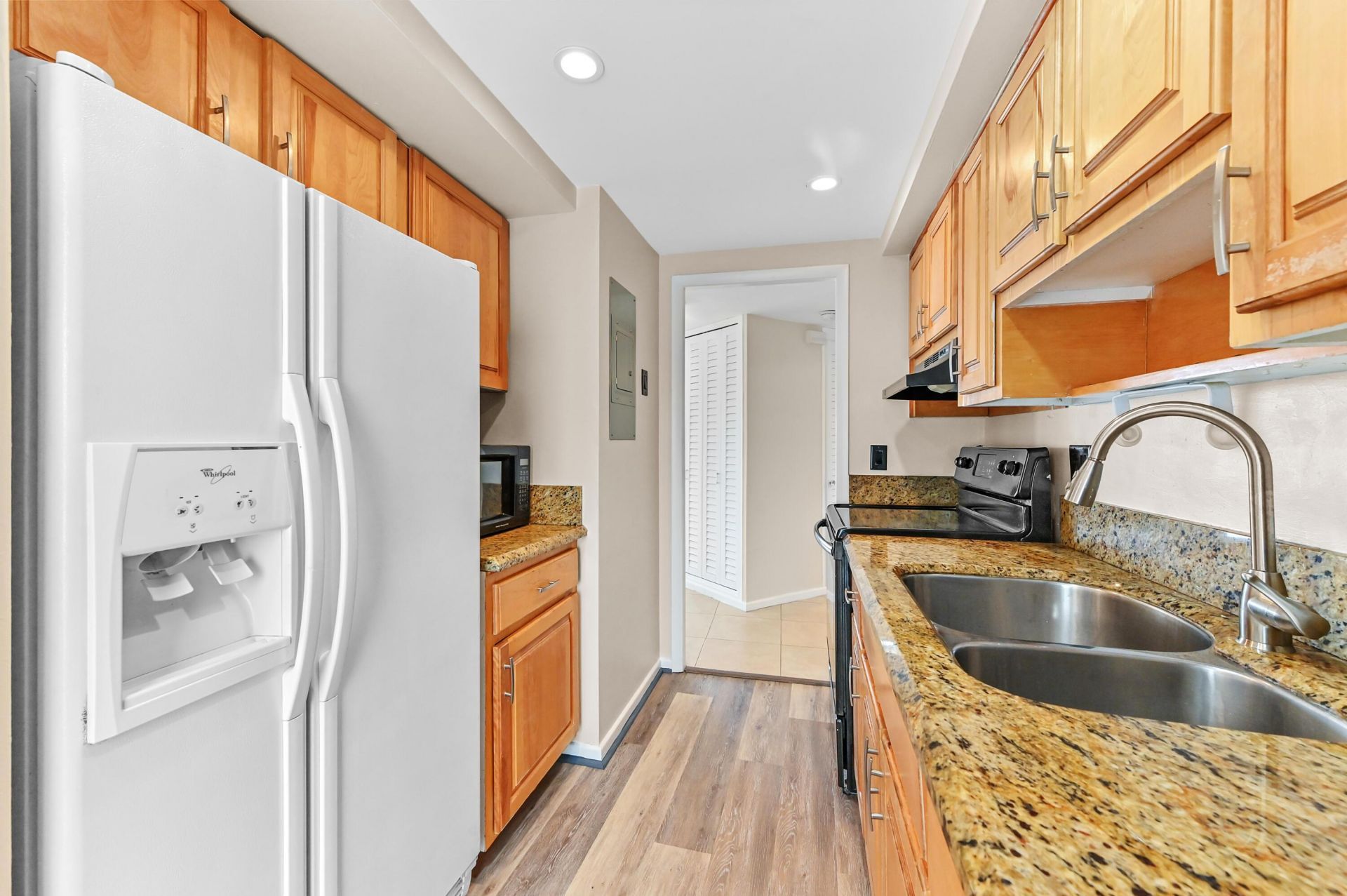 710 N Ocean Boulevard, Unit 710, Pompano Beach, FL 33062 Photo