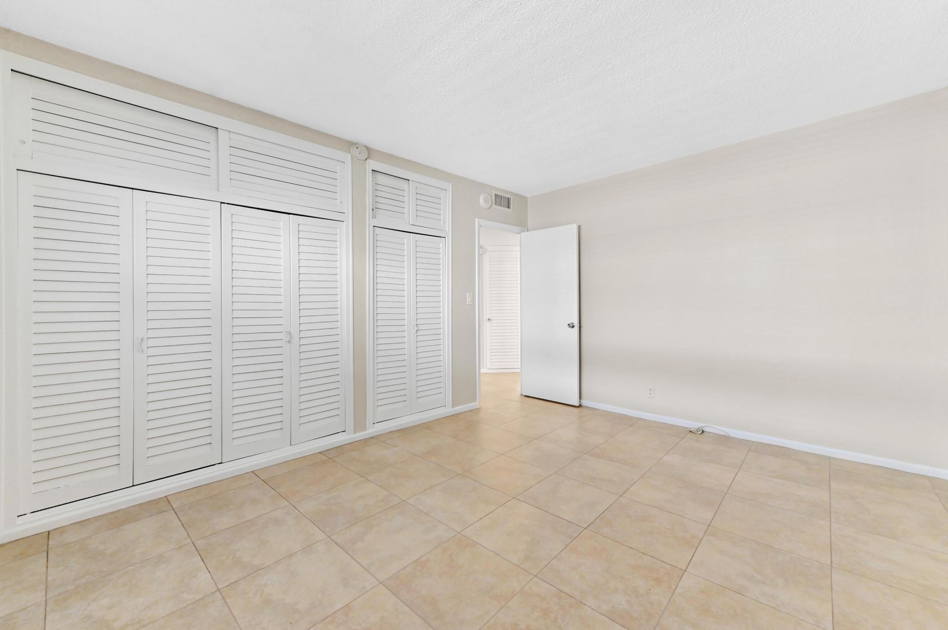 710 N Ocean Boulevard, Unit 710, Pompano Beach, FL 33062 Photo