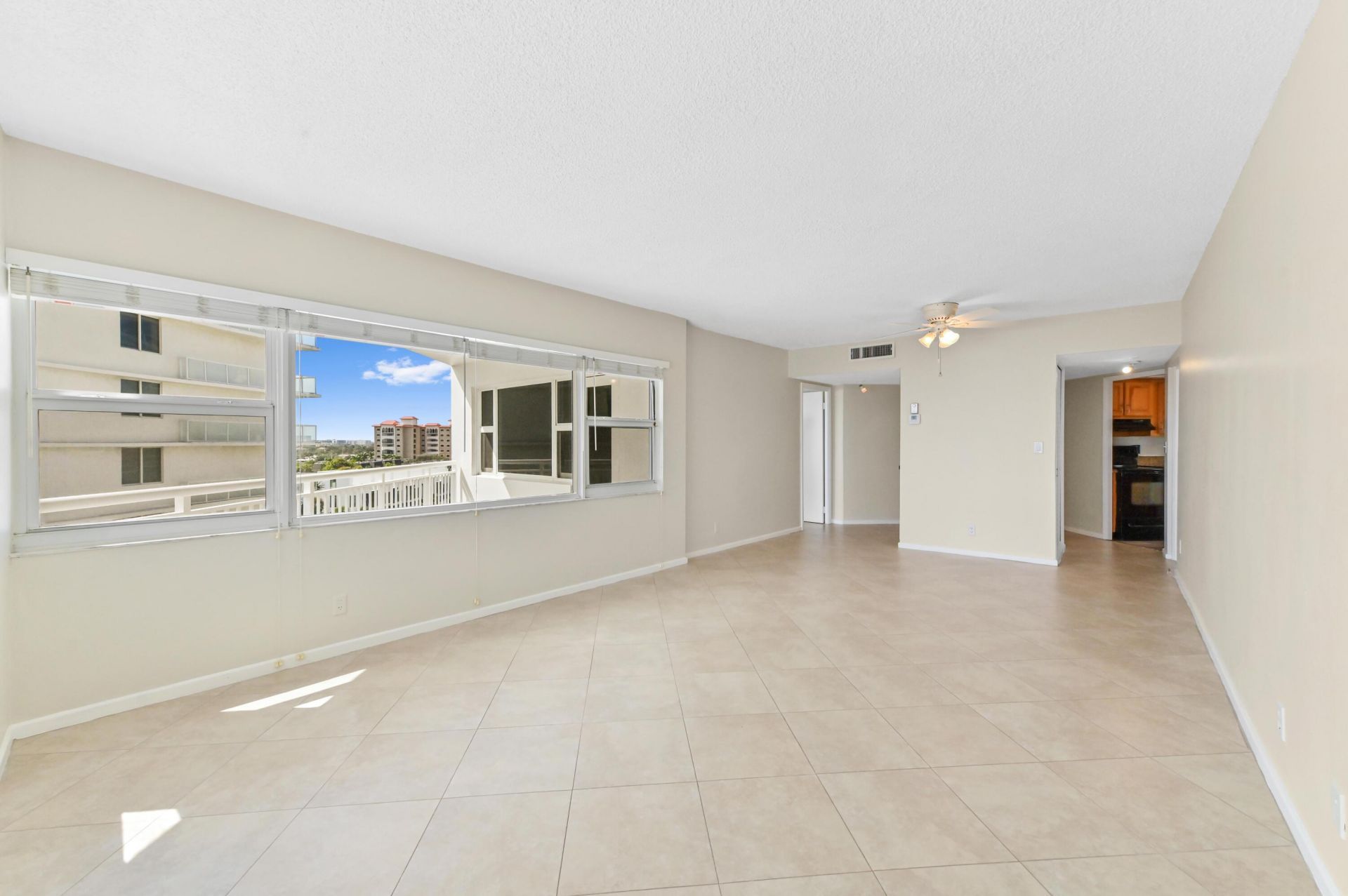 710 N Ocean Boulevard, Unit 710, Pompano Beach, FL 33062 Photo