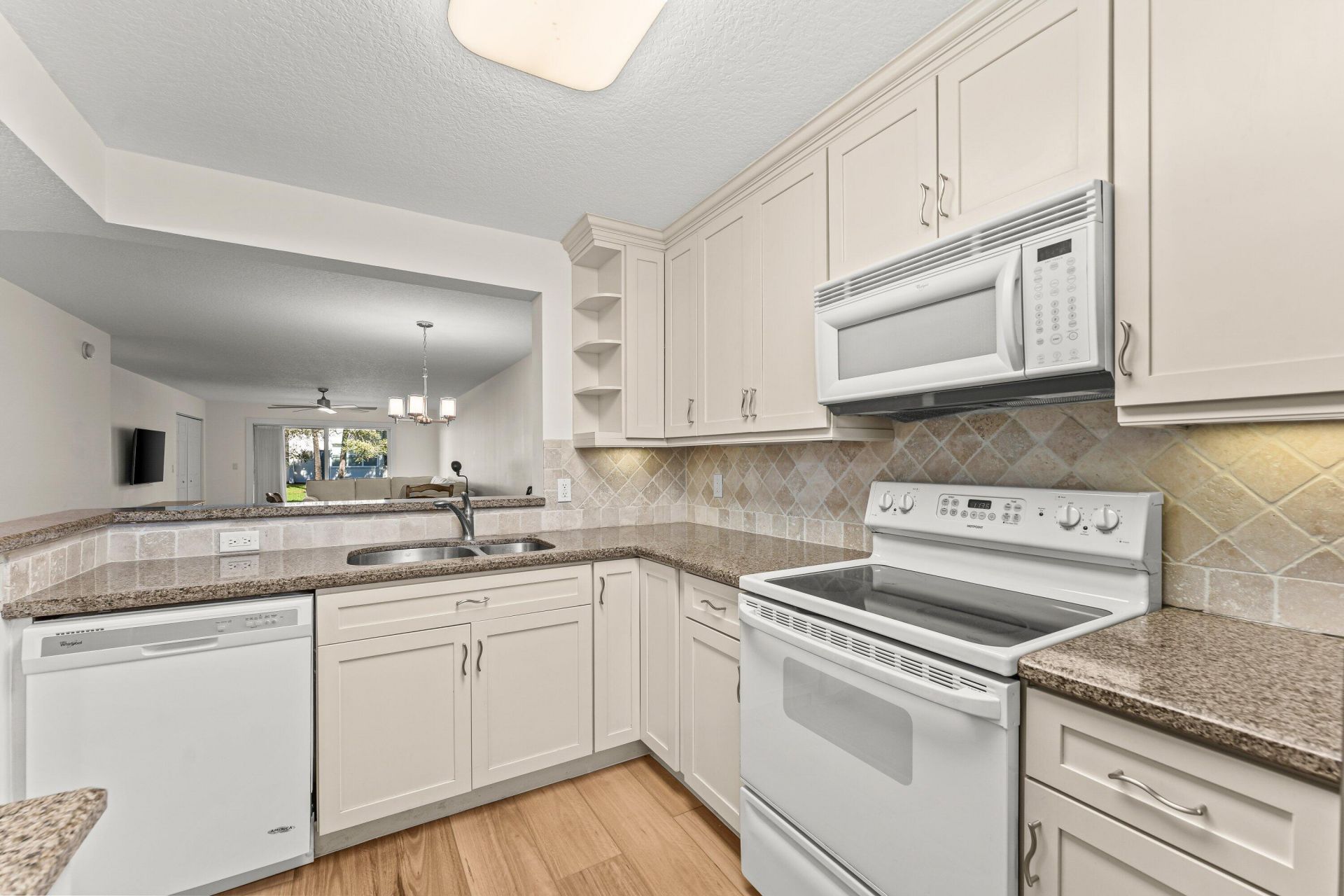 2905 SW 22nd Avenue, Unit 1030, Delray Beach, FL 33445 Photo