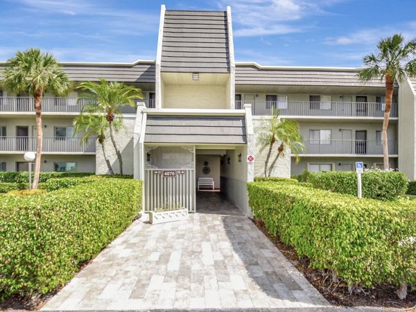 4070 Tivoli Court, Unit 307, Lake Worth, FL 33467