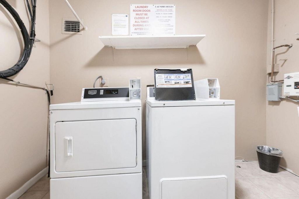 951 De Soto Road, Unit 233, Boca Raton, FL 33432 Photo